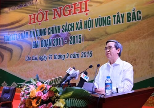 Đồng chí Nguyễn Văn Bình phát biểu tại hội nghị. Ảnh: baotintuc.vn