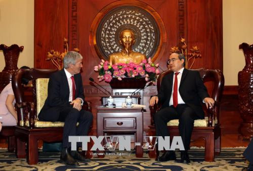 Ông Nguyễn Thiện Nhân bày tỏ vui mừng khi quan hệ đối tác toàn diện Việt Nam – New Zealand đang phát triển tốt đẹp trên nhiều lĩnh vực