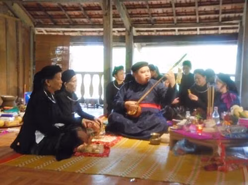 Nghệ thuật hát Then của người Tày, Nùng.