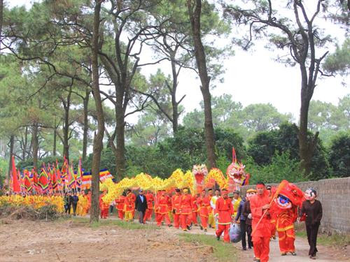 Khai hội mùa xuân Côn Sơn - Kiếp Bạc 2017. Ảnh: Mạnh Minh - TTXVN Khai hội mùa xuân Côn Sơn - Kiếp Bạc 2017. Ảnh: Mạnh Minh - TTXVN