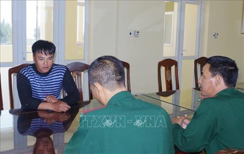 Đối tượng Bùi Hồng Hà tại cơ quan điều tra. Ảnh: TTXVN Đối tượng Bùi Hồng Hà tại cơ quan điều tra. Ảnh: TTXVN