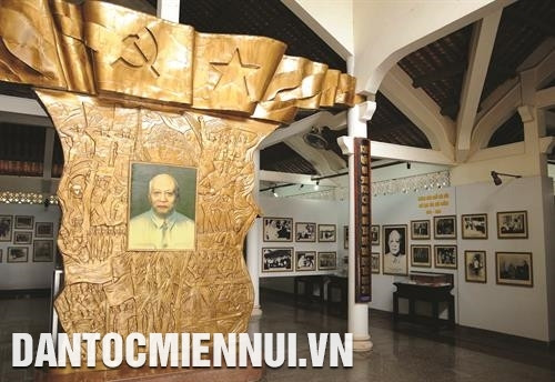 Nhà trưng bày hình ảnh, hiện vật giới thiệu cuộc đời, sự nghiệp Chủ tịch Tôn Đức Thắng. Ảnh: An Hiếu Nhà trưng bày hình ảnh, hiện vật giới thiệu cuộc đời, sự nghiệp Chủ tịch Tôn Đức Thắng. Ảnh: An Hiếu