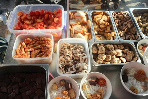 Bún riêu tôm biển hút khách tại Vũng Tàu ảnh 4