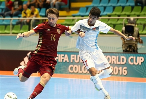 Futsal Việt Nam (áo trắng) dừng bước sau trận thua Nga. (Nguồn: Getty Images) Futsal Việt Nam (áo trắng) dừng bước sau trận thua Nga. (Nguồn: Getty Images)
