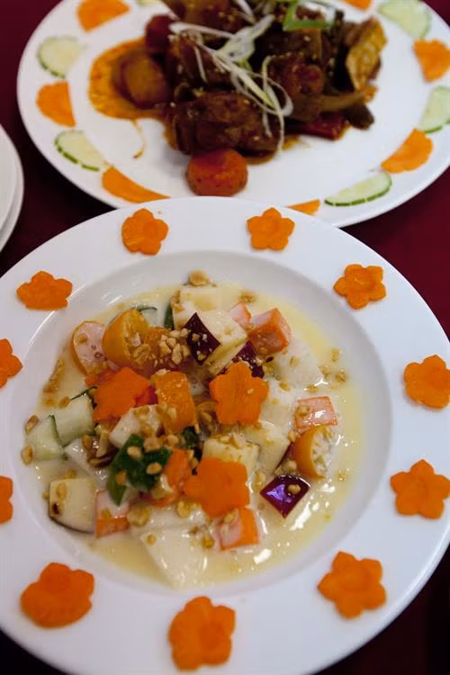 Các món ăn mang hương vị Hàn Quốc được các thí sinh thực hiện