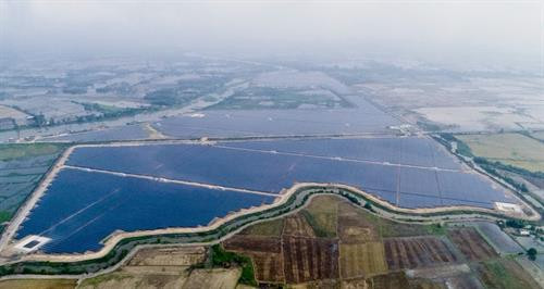 Hệ thống pin năng lượng mặt trời của Nhà máy điện TTC Tây Ninh vừa khánh thành vào trung tuần tháng 6/2019. Ảnh: TTC Hệ thống pin năng lượng mặt trời của Nhà máy điện TTC Tây Ninh vừa khánh thành vào trung tuần tháng 6/2019. Ảnh: TTC