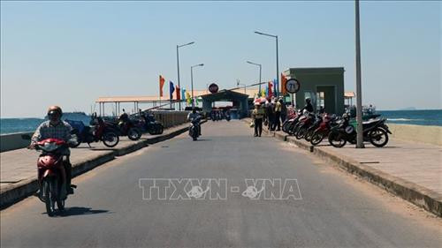 Cầu cảng Bãi Vòng trên đảo Phú Quốc. Ảnh: Lê Huy Hải/TTXVN Cầu cảng Bãi Vòng trên đảo Phú Quốc. Ảnh: Lê Huy Hải/TTXVN