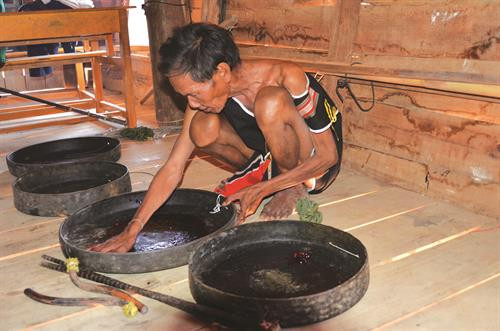 Chiêng Tha - báu vật của người Brâu ở Kon Tum ảnh 4 Chiêng Tha - báu vật của người Brâu ở Kon Tum ảnh 4