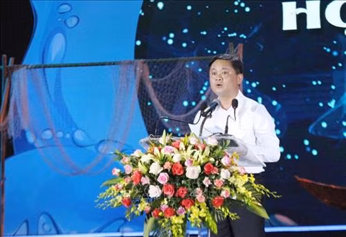 Ông Thái Thanh Quý, Chủ tịch UBND tỉnh Nghệ An phát biểu Khai mạc Lễ hội du lịch Cửa Lò 2019. Ảnh: Nguyễn Oanh - TTXVN