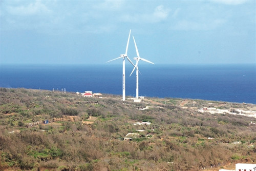 Hệ thống điện gió đã góp phần giải quyết tình trạng thiếu điện sinh hoạt trên đảo Phú Quý