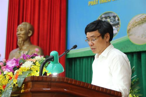 Phát biểu tiếp thu ý kiến tại Hội nghị, ông Chu Phú Mỹ - Giám đốc Sở Nông nghiệp và Phát triển nông thôn Hà Nội cho rằng, việc hợp tác phát triển sản xuất nông nghiệp, kết nối sản xuất, tiêu thụ sản phẩm rau, thịt, nông sản an toàn giữa Hà Nội với các địa phương là rất cần thiết.