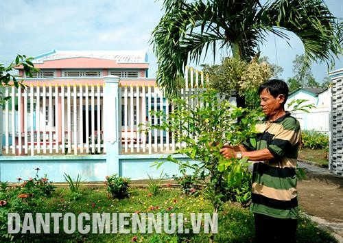 Cơ ngơi khang trang của gia đình ông Lý Quờn. Ảnh: Phúc Thanh