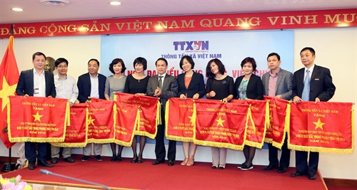 Thông tấn xã Việt Nam tổ chức hội nghị đại biểu công chức, viên chức và thi đua khen thưởng năm 2016 ảnh 12