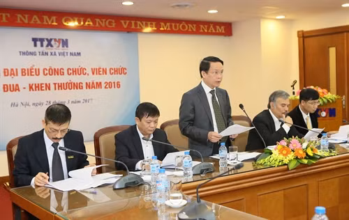 Thông tấn xã Việt Nam tổ chức hội nghị đại biểu công chức, viên chức và thi đua khen thưởng năm 2016 ảnh 2