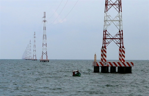 Đường dây 110kV vượt biển quy mô lớn nhất Việt Nam, lần đầu tiên được thực hiện tại Kiên Giang. Đường dây 110kV vượt biển quy mô lớn nhất Việt Nam, lần đầu tiên được thực hiện tại Kiên Giang.