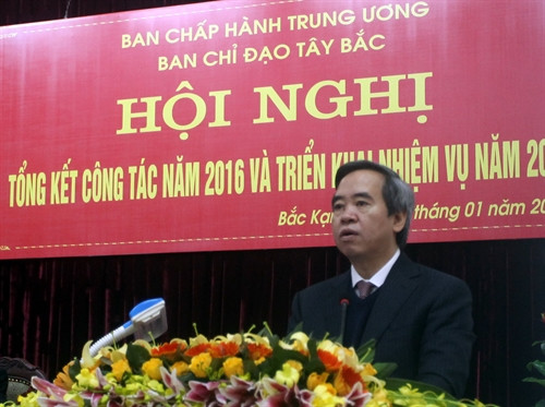 Đồng chí Nguyễn Văn Bình, Ủy viên Bộ Chính trị, Bí thư Trung ương Đảng, Trưởng ban Kinh tế Trung ương, Trưởng Ban Chỉ đạo Tây Bắc phát biểu tại hội nghị. Ảnh: Đức Hiếu- TTXVN Đồng chí Nguyễn Văn Bình, Ủy viên Bộ Chính trị, Bí thư Trung ương Đảng, Trưởng ban Kinh tế Trung ương, Trưởng Ban Chỉ đạo Tây Bắc phát biểu tại hội nghị. Ảnh: Đức Hiếu- TTXVN