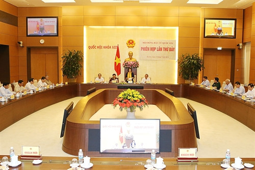 Toàn cảnh phiên họp thứ 7 Hội đồng Bầu cử Quốc gia. Ảnh: Trọng Đức - TTXVN