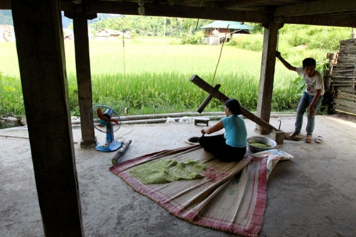 Đặc sản cốm Tú Lệ ảnh 4