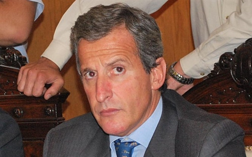 Một quan chức của FIFA từ chức sau vụ "Hồ sơ Panama" ảnh 1