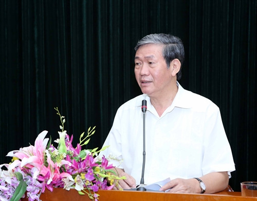 Đồng chí Đinh Thế Huynh phát biểu tại buổi làm việc. Ảnh: Phương Hoa - TTXVN