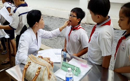 Tuyên truyền ý nghĩa nhân văn của BHYT ảnh 1