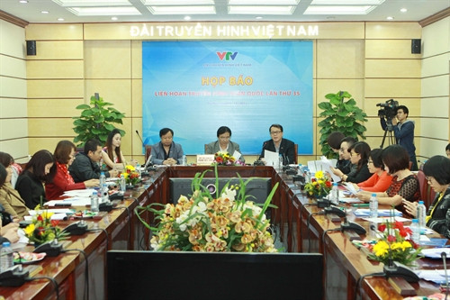 Quang cảnh buổi họp báo về Liên hoan Truyền hình toàn quốc lần thứ 35. Ảnh: Minh Quyết - TTXVN Quang cảnh buổi họp báo về Liên hoan Truyền hình toàn quốc lần thứ 35. Ảnh: Minh Quyết - TTXVN