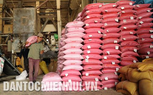 Nhà máy xay xát lúa tại xã Huy Khiêm (Tánh Linh, Bình Thuận)