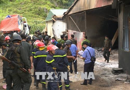 Lực lượng Công an khám nhà đối tượng Nguyễn Thanh Tuân. Ảnh: TTXVN phát. Lực lượng Công an khám nhà đối tượng Nguyễn Thanh Tuân. Ảnh: TTXVN phát.