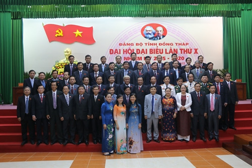 Ban Chấp hành Đảng bộ tỉnh Đồng Tháp nhiệm kỳ 2015 – 2020. Ảnh: Văn Trí- TTXVN