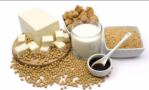 Uống sữa đậu nành dễ bị ung thư tuyến vú? ảnh 1