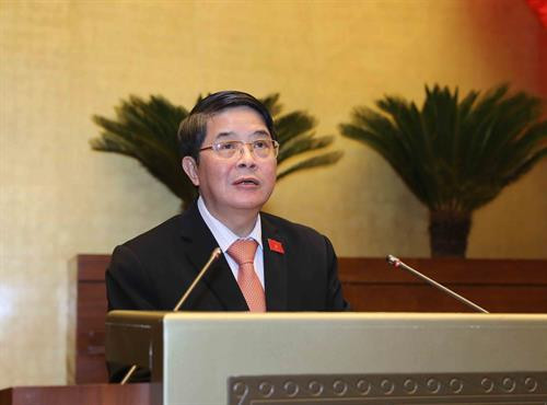 Chủ nhiệm Ủy ban Tài chính, Ngân sách của Quốc hội Nguyễn Đức Hải trình bày Báo cáo giải trình, tiếp thu và chỉnh lý dự thảo Nghị quyết về phân bổ ngân sách trung ương năm 2018. Ảnh: Phương Hoa - TTXVN Chủ nhiệm Ủy ban Tài chính, Ngân sách của Quốc hội Nguyễn Đức Hải trình bày Báo cáo giải trình, tiếp thu và chỉnh lý dự thảo Nghị quyết về phân bổ ngân sách trung ương năm 2018. Ảnh: Phương Hoa - TTXVN