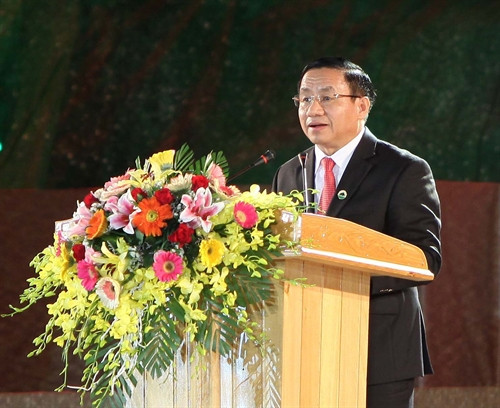 Ông Lê Đình Sơn, Bí thư kiêm Chủ tịch tỉnh Hà Tĩnh đọc diễn văn kỷ niệm. Ảnh: Thanh Tùng-TTXVN