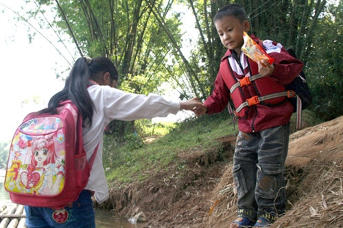 Xuân Lũng cần lắm một cây cầu cứng ảnh 2