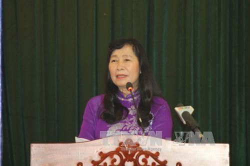 Phó GS-TS Trần Thị Gấm, nguyên cán bộ giảng dạy Học viện Chính trị khu vực II, tham gia thảo luận tại Hội thảo. Ảnh: Thanh Vũ - TTXVN