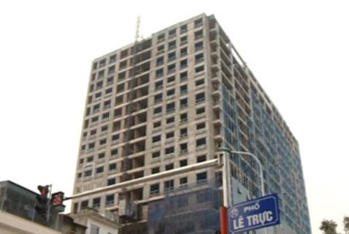 Sở Xây dựng Hà Nội đề xuất kỷ luật cán bộ liên quan đến vi phạm tại toà nhà 8B Lê Trực. Ảnh minh họa- TTXVN Sở Xây dựng Hà Nội đề xuất kỷ luật cán bộ liên quan đến vi phạm tại toà nhà 8B Lê Trực. Ảnh minh họa- TTXVN
