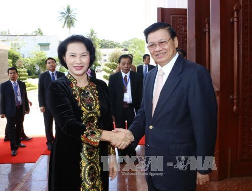 Chiều 27/9, tại Thủ đô Viêng Chăn, Chủ tịch Quốc hội Nguyễn Thị Kim Ngân hội kiến Thủ tướng Lào Thongloun Sisoulith. Ảnh: Trọng Đức/TTXVN Chiều 27/9, tại Thủ đô Viêng Chăn, Chủ tịch Quốc hội Nguyễn Thị Kim Ngân hội kiến Thủ tướng Lào Thongloun Sisoulith. Ảnh: Trọng Đức/TTXVN