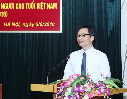 Phó Thủ tướng Vũ Đức Đam, chủ tịch Ủy ban Quốc gia về người cao tuổi Việt Nam phát biểu tại buổi gặp mặt truyền thống. Ảnh: Phương Hoa - TTXVN Phó Thủ tướng Vũ Đức Đam, chủ tịch Ủy ban Quốc gia về người cao tuổi Việt Nam phát biểu tại buổi gặp mặt truyền thống. Ảnh: Phương Hoa - TTXVN