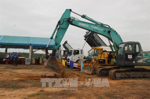 Tổng vốn đầu tư cho dự án là 2.350 tỷ đồng. Ảnh: Lê Đức Hoảnh -TTXVN