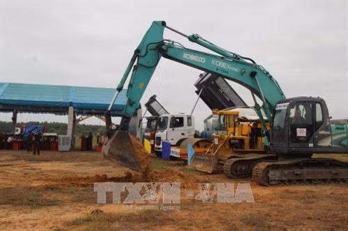 Tổng vốn đầu tư cho dự án là 2.350 tỷ đồng. Ảnh: Lê Đức Hoảnh -TTXVN