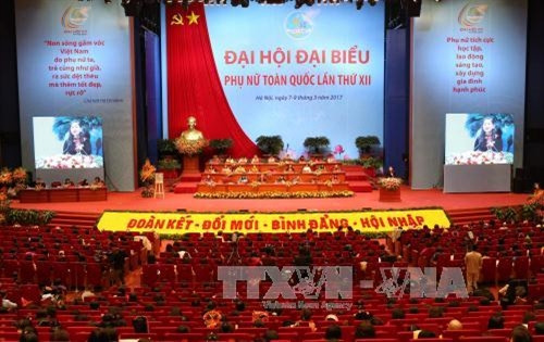 Toàn cảnh phiên họp Đại hội Phụ nữ XII sáng 9/3/2017. Ảnh: TTXVN