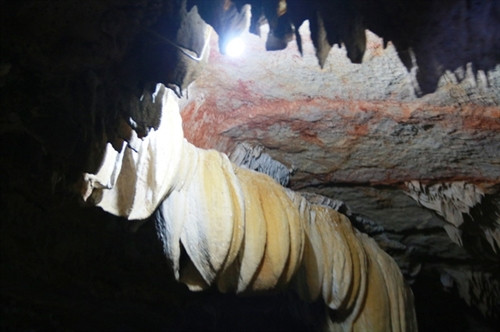 Chiêm ngưỡng vẻ đẹp lung linh của "dải ngân hà trong lòng núi" ảnh 17