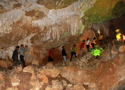 Chiêm ngưỡng vẻ đẹp lung linh của "dải ngân hà trong lòng núi" ảnh 18