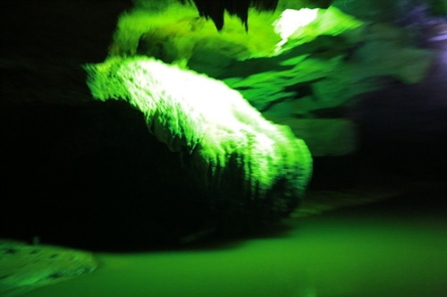 Chiêm ngưỡng vẻ đẹp lung linh của "dải ngân hà trong lòng núi" ảnh 11