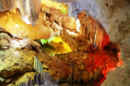 Chiêm ngưỡng vẻ đẹp lung linh của "dải ngân hà trong lòng núi" ảnh 7