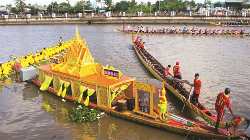 Kê hâu là ghe chỉ huy của ghe Ngo Kê hâu là ghe chỉ huy của ghe Ngo