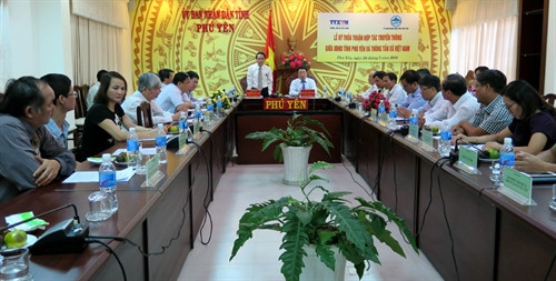 Đồng chí Nguyễn Đức Lợi phát biểu tại lễ ký. Ảnh: Xuân Triệu – TTXVN