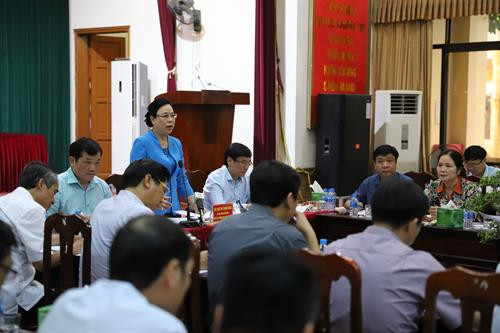 Phó Bí thư Thường trực Thành ủy Ngô Thị Thanh Hằng đánh giá cao những nỗ lực của huyện Thường Tín trong thực hiện Chương trình 02 của Thành ủy Hà Nội.