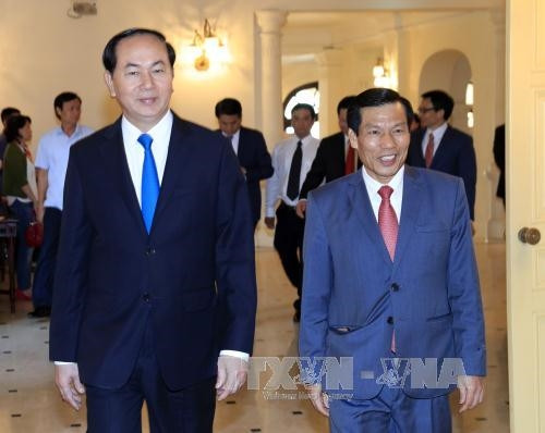 Chủ tịch nước Trần Đại Quang đến dự buổi lễ. Ảnh: Nhan Sáng -TTXVN Chủ tịch nước Trần Đại Quang đến dự buổi lễ. Ảnh: Nhan Sáng -TTXVN