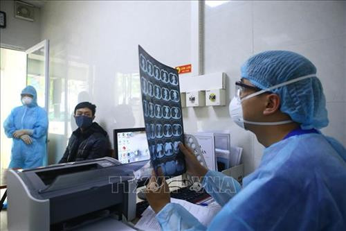 Khu khám sàng lọc tại bệnh viện Thanh Nhàn (Hà Nội). Ảnh: Minh Quyết - TTXVN Khu khám sàng lọc tại bệnh viện Thanh Nhàn (Hà Nội). Ảnh: Minh Quyết - TTXVN