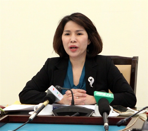 Bà Trần Thị Nhị Hà, Phó Giám đốc Sở Y tế Hà Nội trả lời phỏng vấn các cơ quan báo chí. Ảnh: Dương Ngọc - TTXVN Bà Trần Thị Nhị Hà, Phó Giám đốc Sở Y tế Hà Nội trả lời phỏng vấn các cơ quan báo chí. Ảnh: Dương Ngọc - TTXVN
